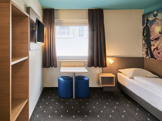 Bedroom 3, B&B Hotel Darmstadt, Darmstadt
