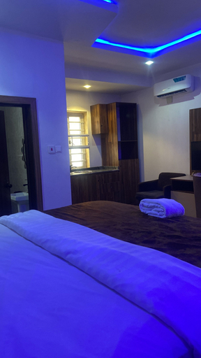 Room 4, Wimpy hotel and suite beachfront, Eti-Osa
