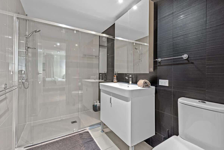 Interior 3, South Bank Central! ~ 2bed, 2bath, 1car, 2balcony, Brisbane