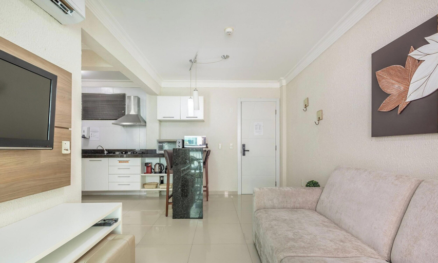 Living area 3, Beautiful Apt in a Cond. With Heated Pools Sbh0233, Bombinhas