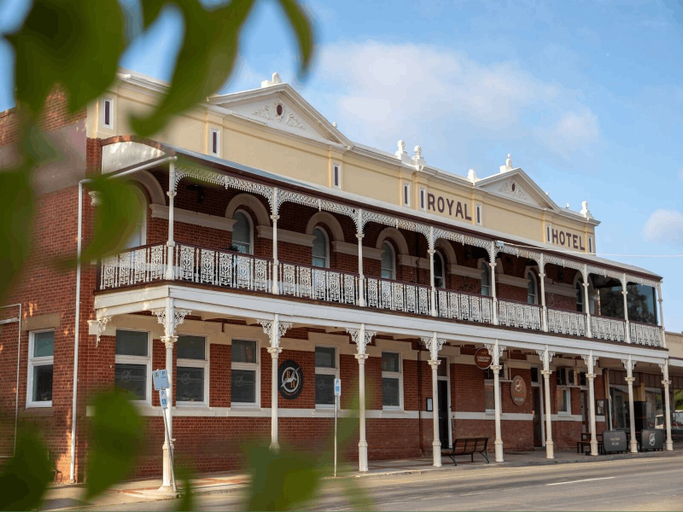 Exterior & Views 2, The Royal Hotel Sea Lake, Buloke - North