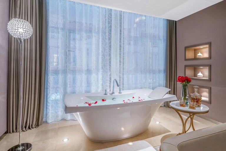 Bathroom 3, Crystal Hotel Tianjin Jinwan Plaza, Tianjin