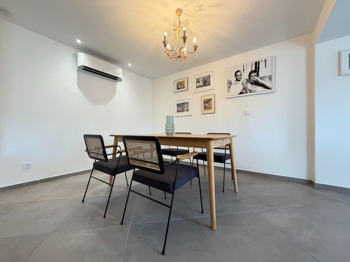 Dining 3, Charming Villa for 6 in Agde, Hérault