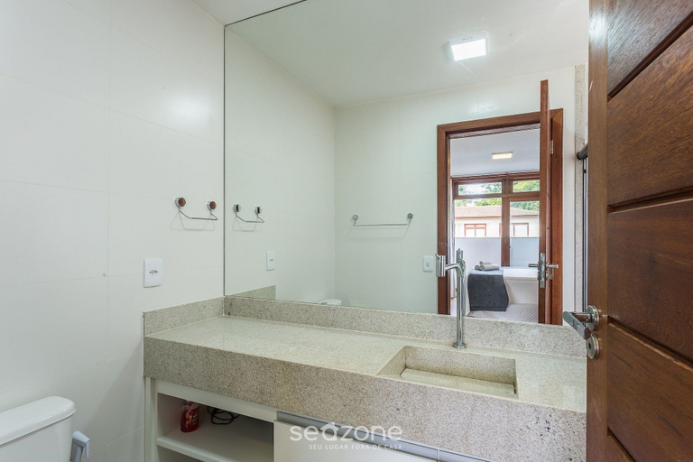 Bathroom 3, Apart in Condo w/ Pool 150 m From Village Cvb0112, Maraú