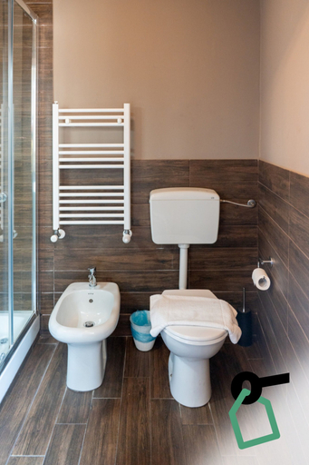 Bathroom 5, Hotiday Verona Fiera, Verona