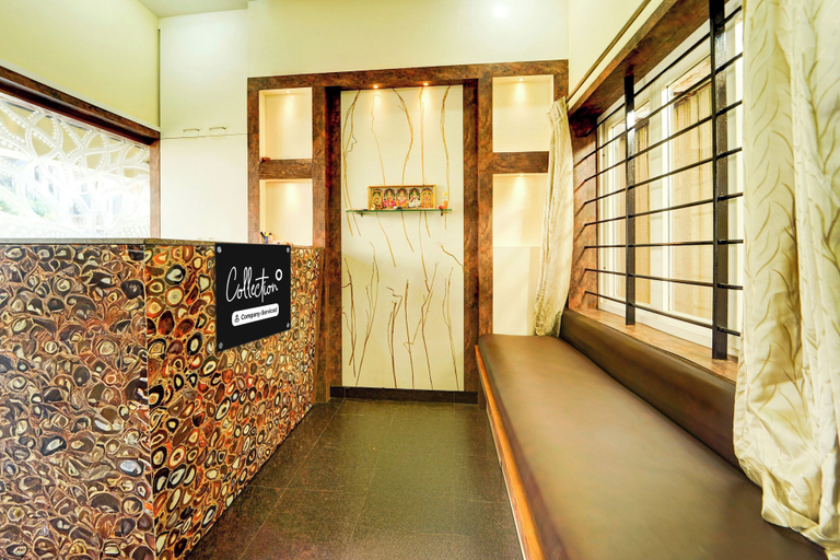 Lobby 1, Collection O Charing Cross Ooty, The Nilgiris
