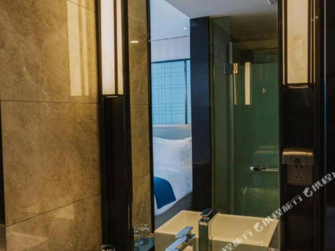 Bathroom 3, Echarm Hotel Jiayulongwan Peninsula, Xianning