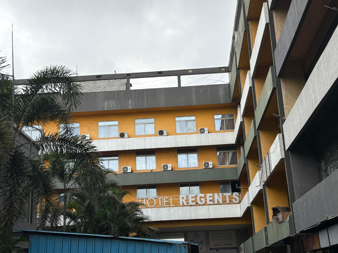 Exterior & Views, Hotel Regents, Surat