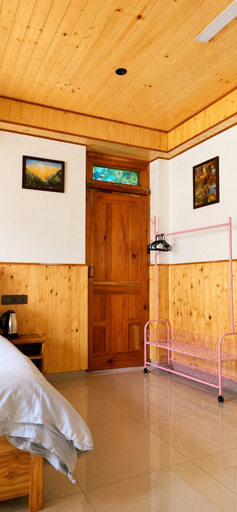 Room 5, Foresta Living Kasol, Kullu