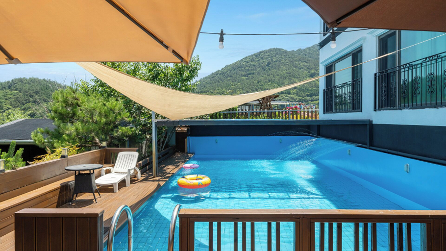 Sport & Beauty, Namhae Ryu&lee Pet Pension, Namhae