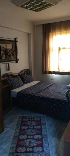 Bedroom 4, İmperial Hotel, Konak