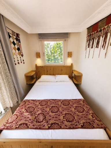 Bedroom 4, Masif House, Fatih