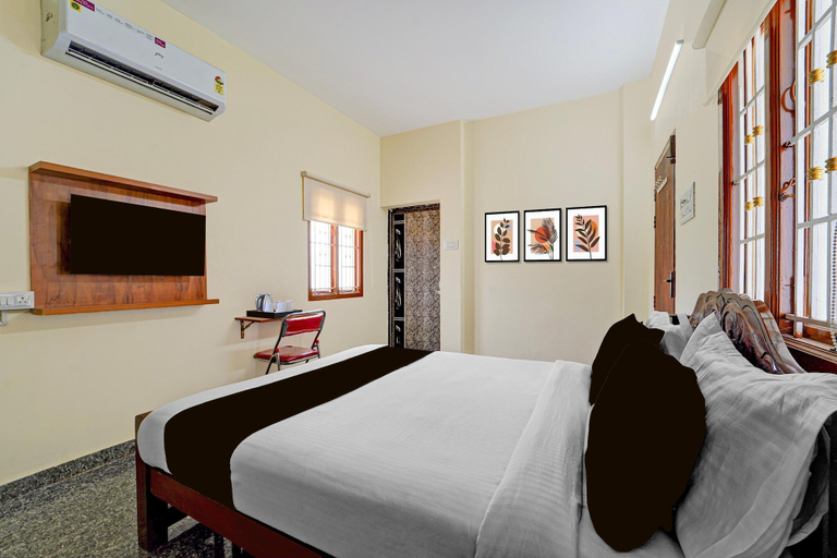 Room 5, Classic Prathyangira Sakthi, Madurai