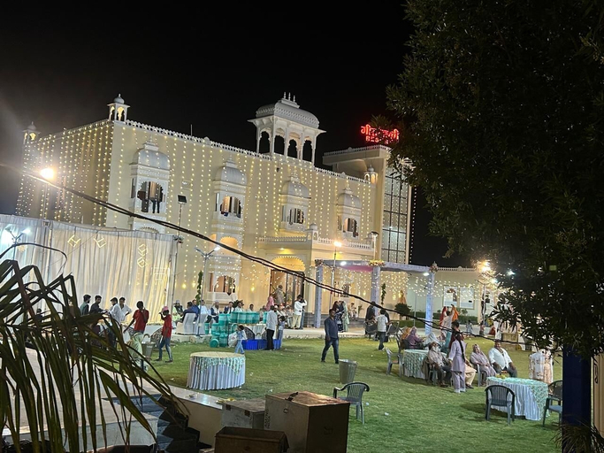 Outdoor banquet area, GEETANJALI RESORT, Rajsamand