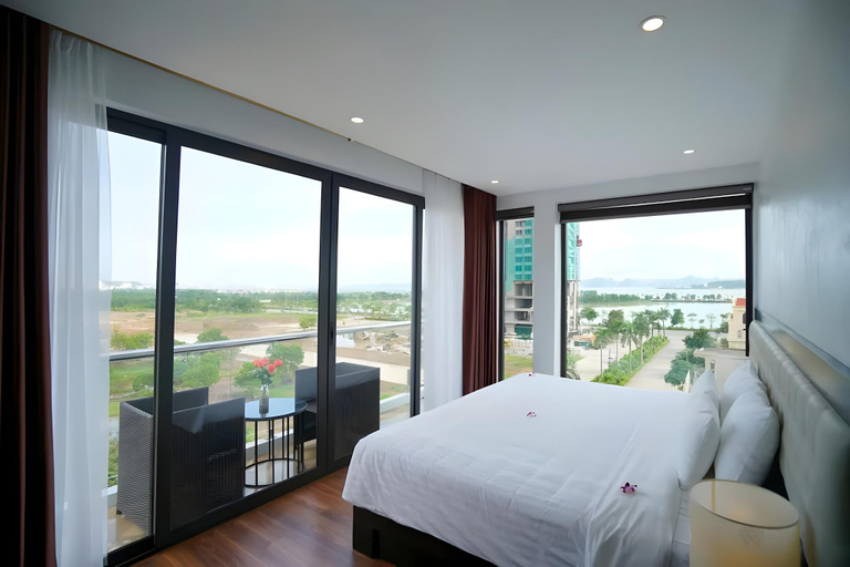 4, Merit Hotel HaLong, Hạ Long