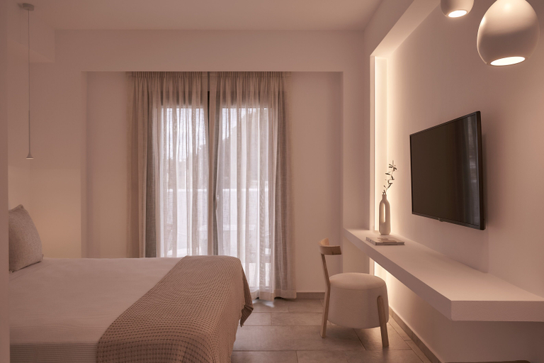 Bedroom 3, Isida Hotel, South Aegean