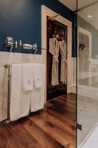 Bathroom 5, Swinton Park Hotel, North Yorkshire
