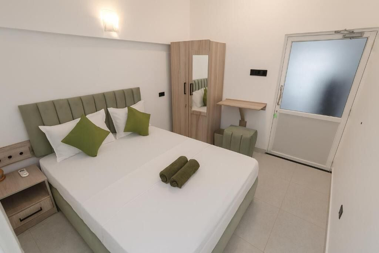 Room 3, Skyport Villa Katunayaka, Katana