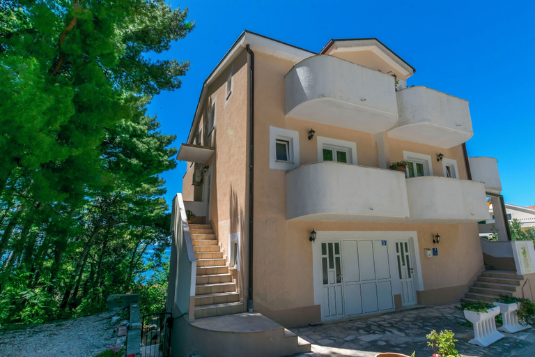 Building design 2, Apartments Zeljana on the Beach, Podgora