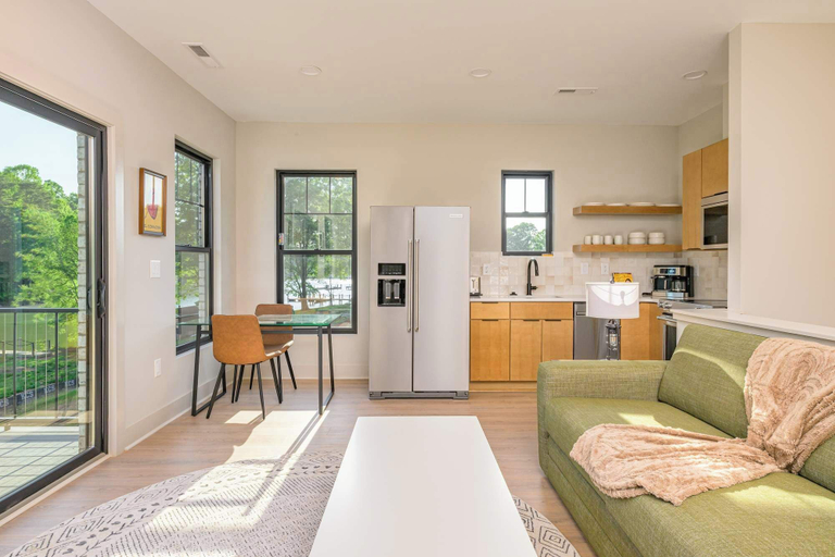 Primary image, Energetic Lakeview Loft, Iredell