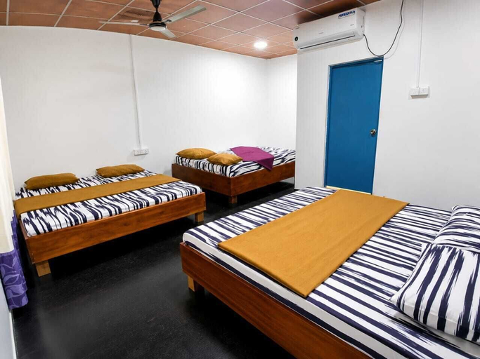 Room 2, M S S VILLA, Kuchchaveli