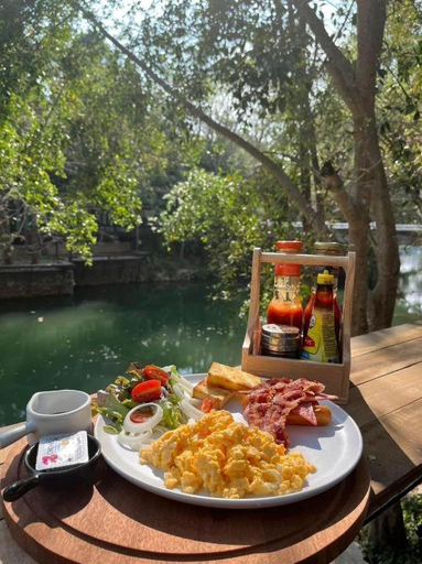 Food & Drinks 4, Poomtara Camping Khaoyai, Pak Chong