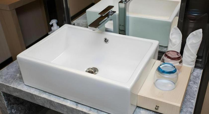 Bathroom 3, Echarm Hotel Changsha Xiangya Fushan, Changsha