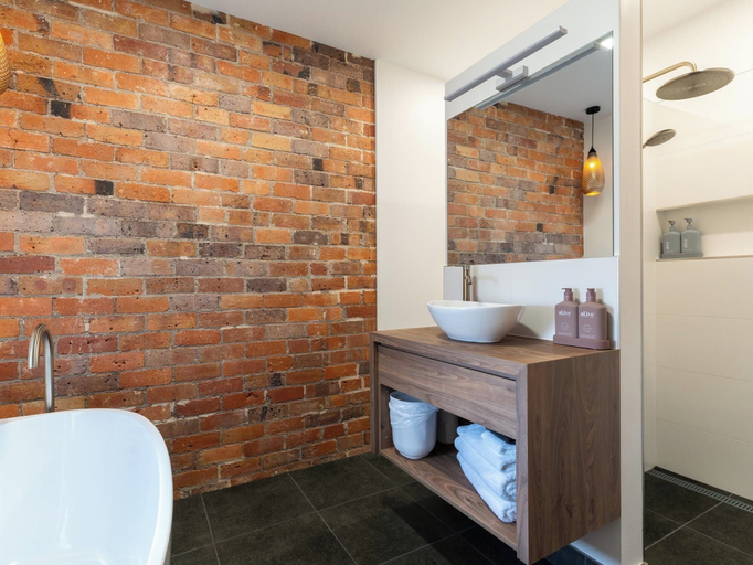 Bathroom 2, Annie May B&B, Devonport