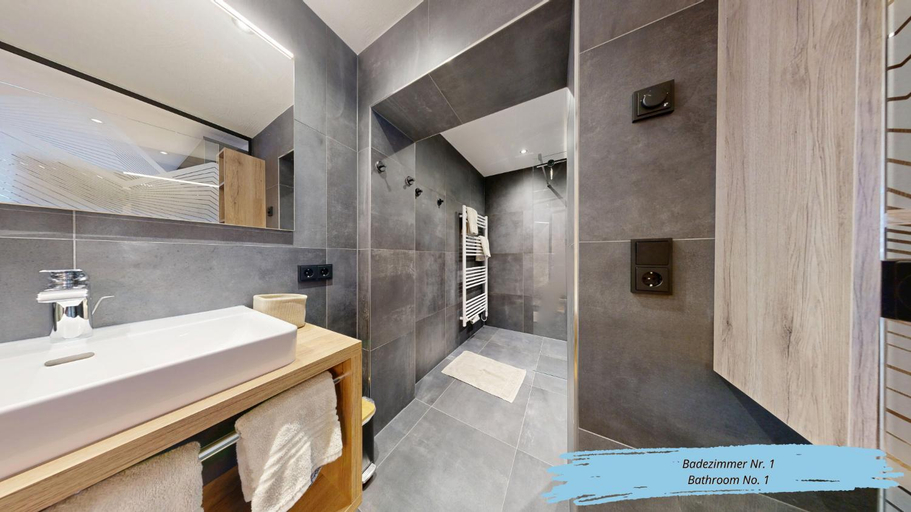 Bathroom 2, Haus Bergkristall, Landeck