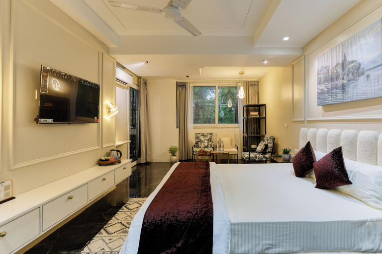 Bedroom 3, THE LUTF, Delhi