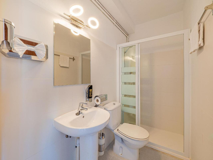Bathroom 4, Hostal Port Corona, Baleares