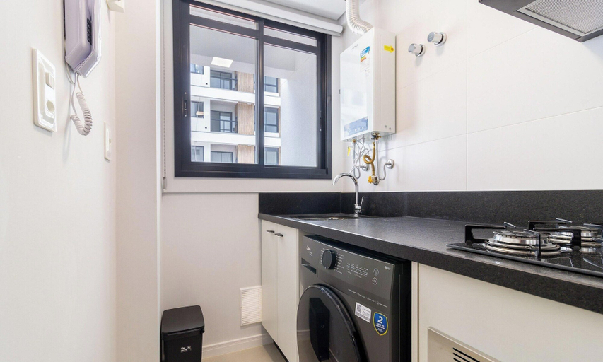 Interior 4, Apt in the Center Close to Beach in Floripa Ech113, Florianopolis
