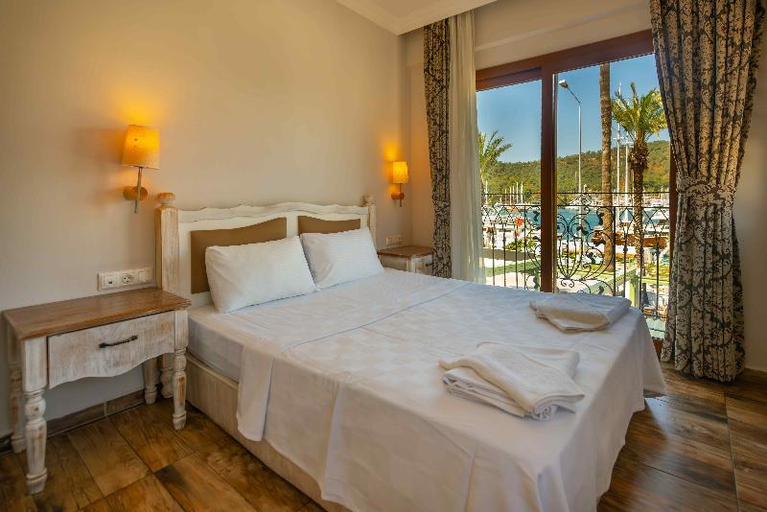 Bedroom 2, Cennet Life Otel, Fethiye