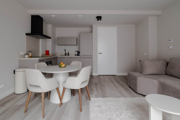 Room 2, Modern Apt in City Centre 2 With Free Parking, Rotterdam