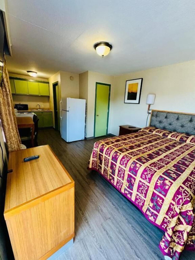 Bedroom 4, Bostonian Inn & Suites, Galveston
