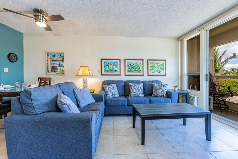 Living area 5, Maui Banyan H406 1 Bedroom Condo
