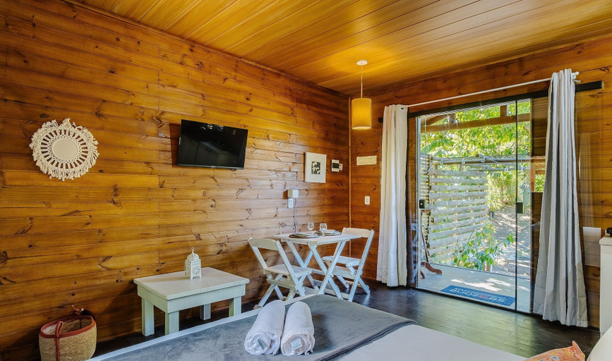 Room 4, Charming and Well-equipped Chalet Rel0002, Imbituba