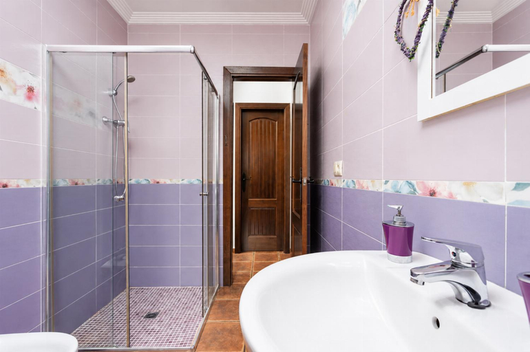 Bathroom 4, Casa La Vina De La Tireta, Málaga
