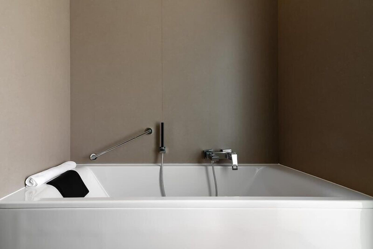 Bathroom 5, Jupiter Marina Hotel - Couples & Spa, Portimão