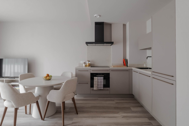 Room 5, Modern Apt in City Centre 2 With Free Parking, Rotterdam