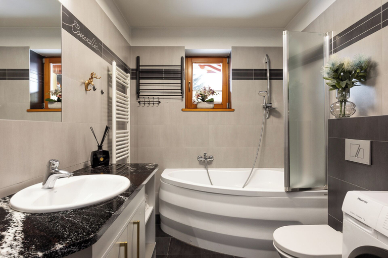 Bathroom 3, Kościelisko Sobiczkowa Suite by Downtown Apartments, Tatra