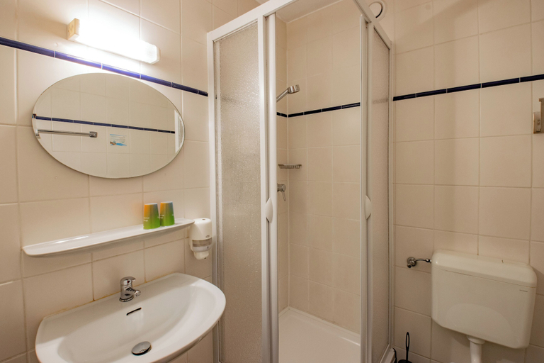 Bathroom 5, Hotel Garni Zwickau Mosel, Zwickau