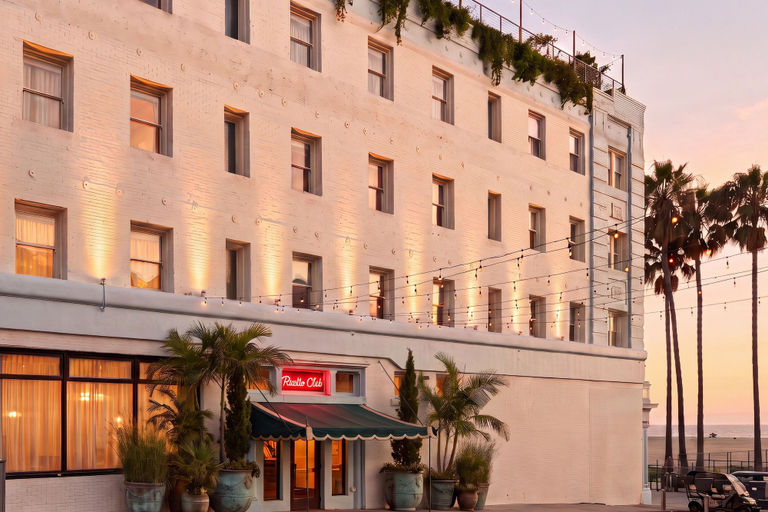 Exterior & Views 1, Rialto Club, Los Angeles