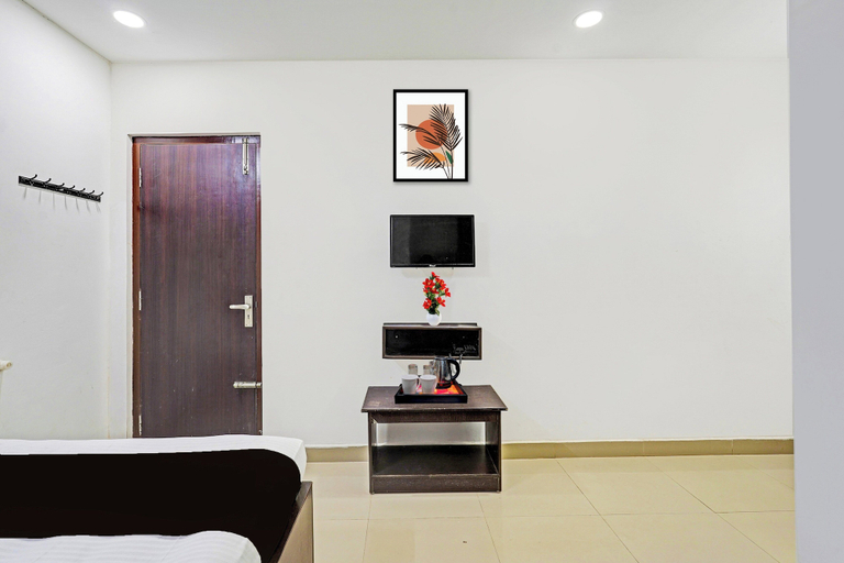 Room 4, Collection O Vanamthopu Center Nellore, Nellore