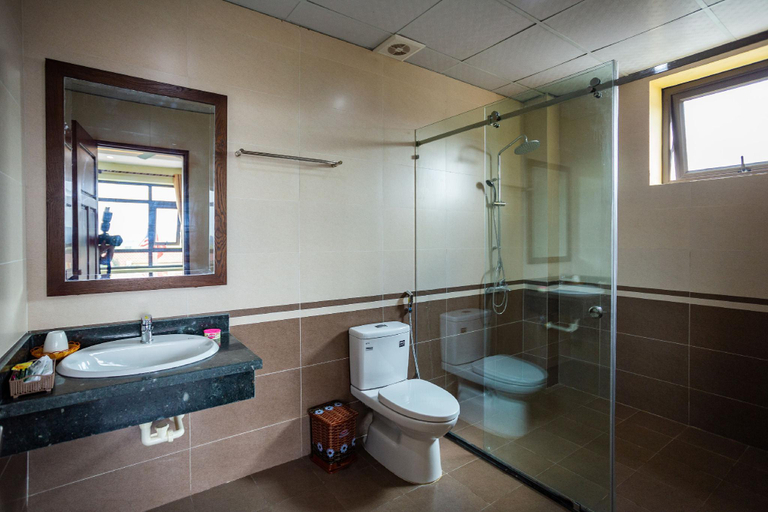Bathroom, LumiGarden Tam Coc Resort, Hoa Lư