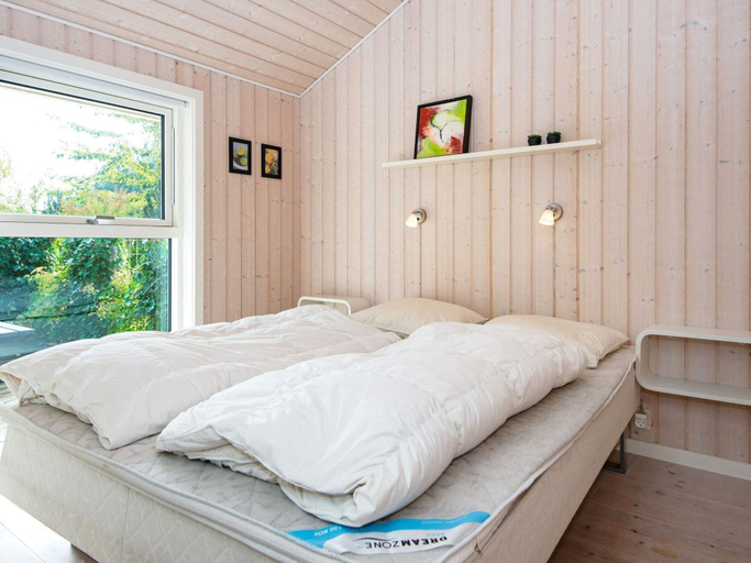 Bedroom 2, 4 Star Holiday Home in Glesborg, Norddjurs