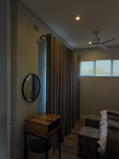 Room 4, Victoria Falls Luxury Apartments, Hwange