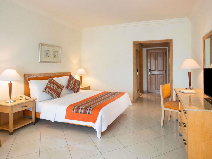 Bedroom 4, Mövenpick Resort Taba, Taba