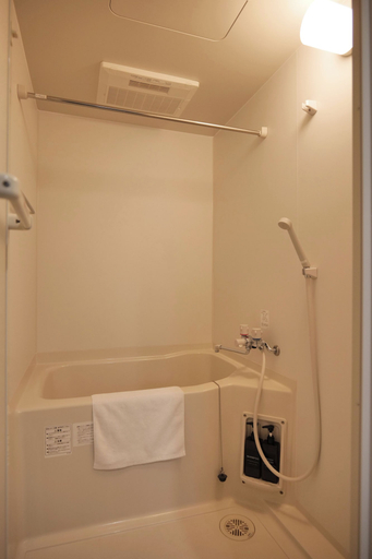 Bathroom 5, Petit Grande Nuage, Sumida