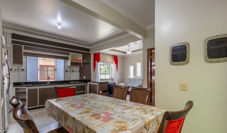 Interior, House With Barbecue and 2 Bedrooms Rek0001, Penha